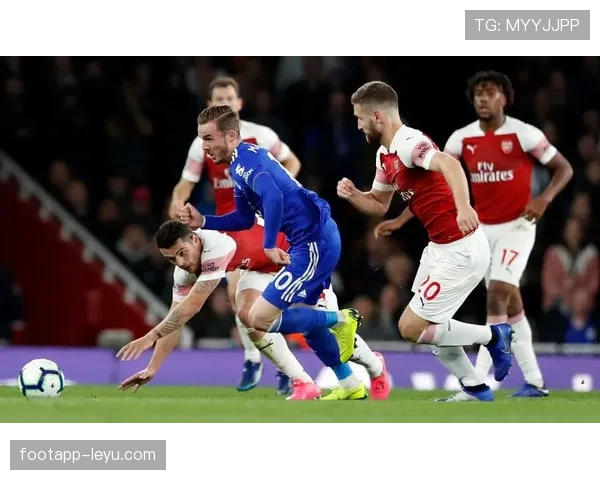 从数据到直觉:麦迪逊如何诠释中场核心?中国青训缺失的空间感与决策力