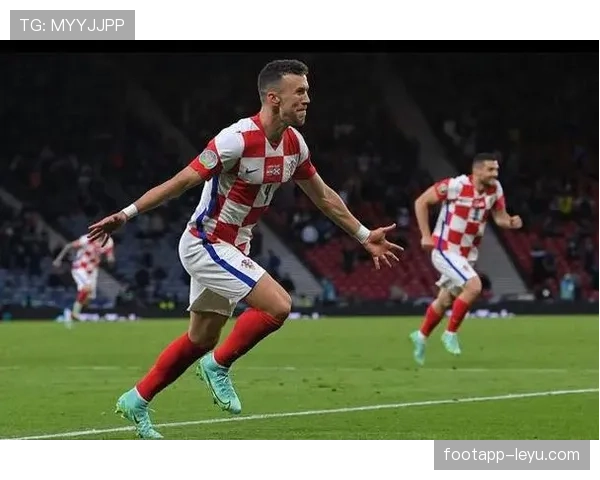 佩里西奇全能表现闪耀赛场,助克罗地亚再逐国际荣耀 佩里西奇全能表现闪耀赛场,助克罗地亚再逐国际荣耀