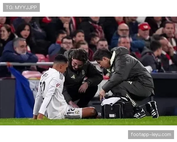 皇家马德里防线遭遇伤病危机，近期防守稳定性受考验