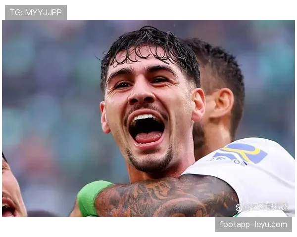 热刺边路主导进攻，中场中路渗透与突破能力尚待提升，影响进攻立体化